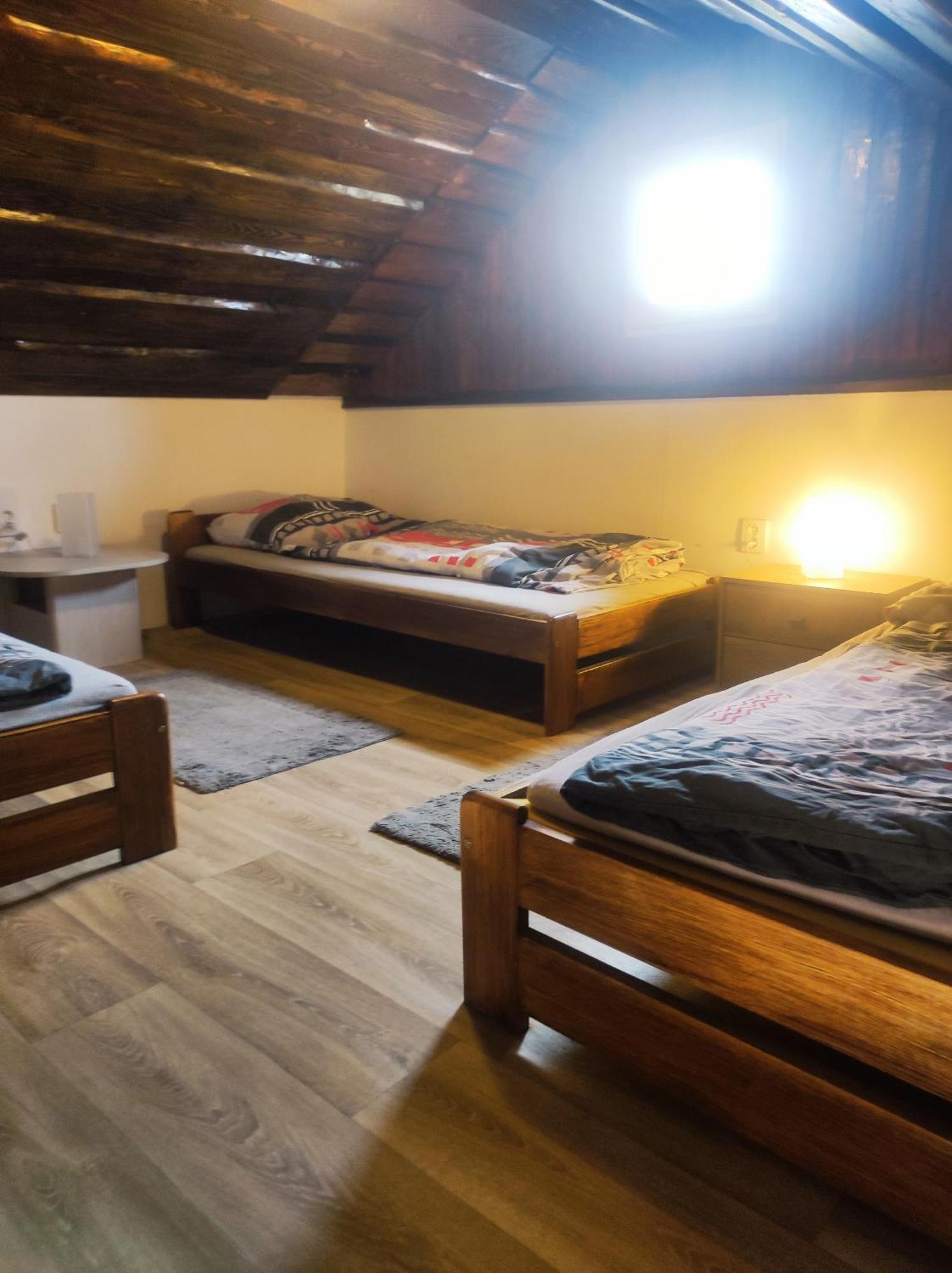 Ubytovani V Klimatizovanych Chatickach Stit Chlumec nad Cidlinou Dış mekan fotoğraf
